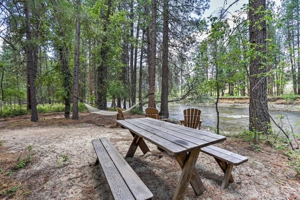 Riverside Winthrop Chalet With Hot Tub And 2 Decks! المظهر الخارجي الصورة